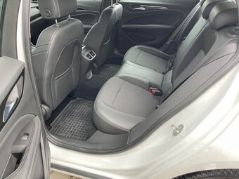 Opel Insignia 2.0 CDTI S S Innovation AT8 - 9