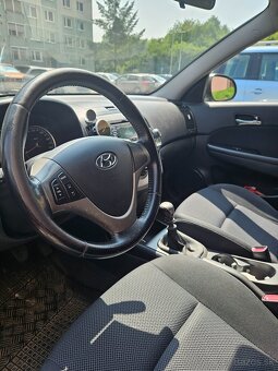Predám Hyundai i30 CW, 1.6 CRDI, 85 kW - 9