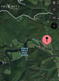 NA PREDAJ: Rozľahlá záhrada s drevenou chatou v nádhernom pr - 9