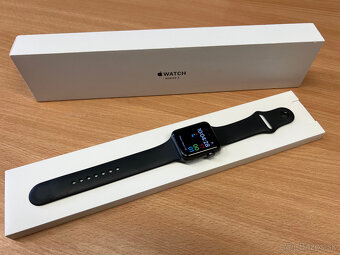 Apple Watch Series 3, 42mm - 9