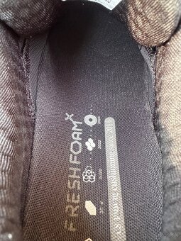 Bezecke tenisky New Balance More V5 - 9