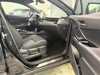 TOYOTA C-HR 2.0 HYBRID BUSINESS | 2022 | 49 000 km - 9