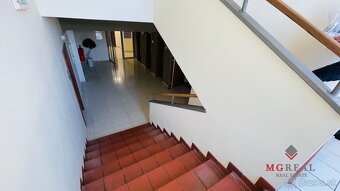 Na prenájom obchodné a administratívne priestory v Partizáns - 9
