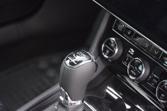 Škoda Superb Combi 2.0 TDI 147 KW - L&K - 113 000 km - DPH - 9