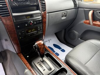 KIA SORENTO 2.5 CRDI EX - 9