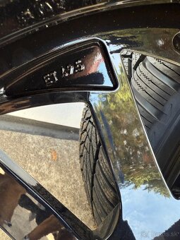 ORIGINAL HYUNDAI DISKY 5x114,3 R19 235/55 R19 ZIMA NEW - 9