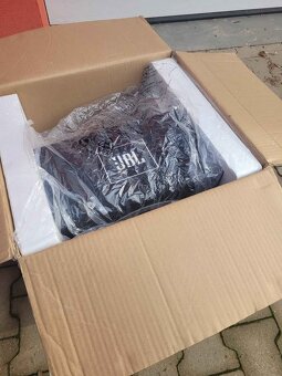 JBL Subwoofer 1000W - 9