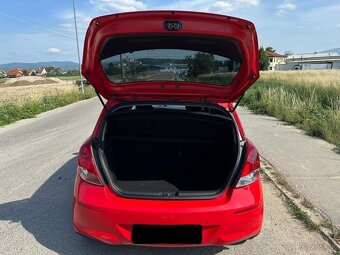 Hyundai i20 1.4i 16V Style A/T - 9