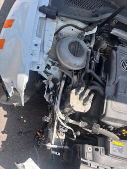 Volkswagen Golf 7 1.6 TDI - 9