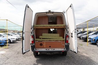 Renault Master 2,5 dci Autokaravan - 9