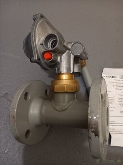 Domový regulátor Fisher,kotol,protherm - 9