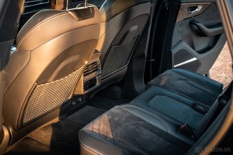 AUDI Q8 50 3.0TDI QUATTRO S-LINE B&O - 9