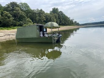 Kajutová loď . Mini hausboat - 9
