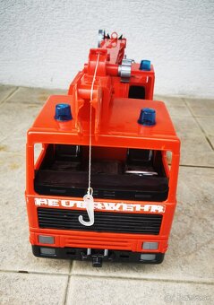 Bruder autá - 9