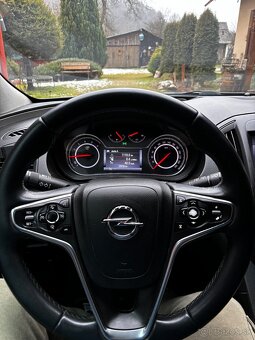 Opel Insignia 2.0 diesel - 9