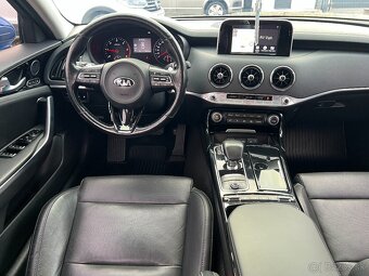 Kia Stinger Platinum A/T - 9