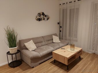 2-izbovy byt v centre Nitry / 1-bedroom flat in Nitra centre - 9