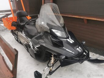 Sněžný skútr Lynx rotax 1200 - 9