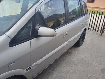 Zafira 2.0dti 74kw 2004 - 9