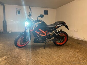 KTM Duke 390 - 9