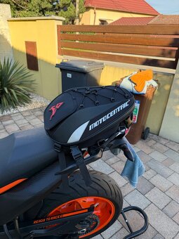 KTM SMT 890 - 9