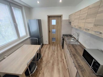 Rekonštruovaný 3 izb. blízko Centra, Južná tr., LO, zariaden - 9