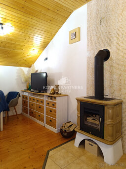 Dva rodinné domy - Cabaj-Čápor - Nitra - 9