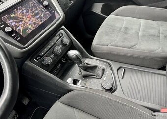 Volkswagen Tiguan Allspace 2.0 TSi, Highline, REZERVACE - 9