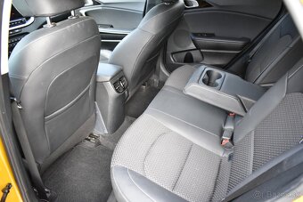 Kia XCeed 1.4 T-GDi Platinum A/T ( čítať inzerát ) - 9