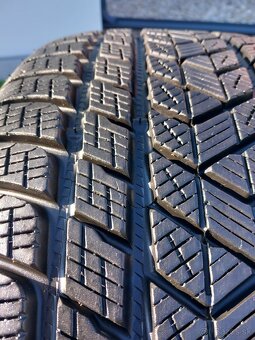 265/35 r22 zimne pneumatiky - 9