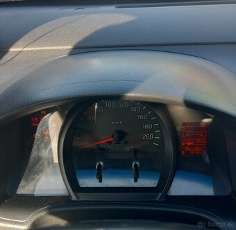 Predám NISSAN NV 200EVALIA - 9