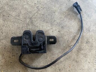 Rozpredam volvo XC60 I 2,4 d4 2008-2016 - 9