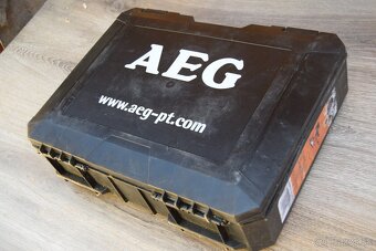 Priamočiara píla AEG ST 700 E ( 705 W ) - 9