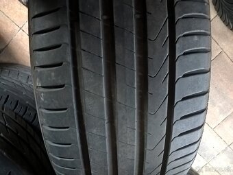 4 ks LETNÉ 255/45 R19 100V PIRELLI 2023 cca 6-7mm 200-€/sada - 9