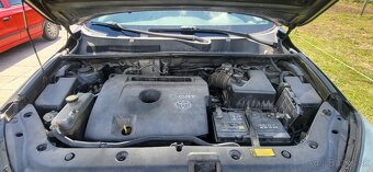 Predám toyotu RAV4 - 9