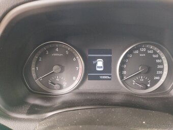 Predám Hyundai i30 Combi - 9