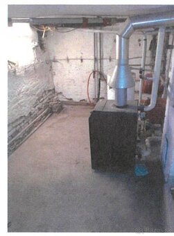 Rodinný dom - podpivničený so záhradou - 9