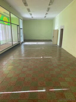 BUDOVA NA PREDAJ - 9