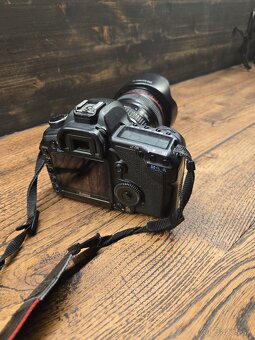 Canon 5D Mark II - 9