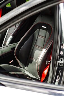 Mercedes-AMG E 53 4MATIC+ A/T - 9