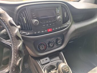 FIAT DOBLO MAXI 1,6 DIESEL ROK 12/2018 NOVÉ STK EK 2027 - 9