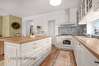 ALL INCLUSIVE | NA PREDAJ 4-IZBOVÝ RD | FLORIDA VILLA PARK,D - 9