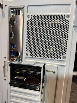 Herný počítač Ryzen 5 5500 / 16 GB / GTX 1070 8 GB / SSD - 9