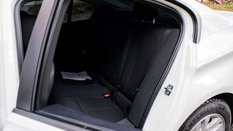 BMW Rad 3 318d e90 - 9