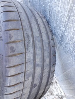 Predám letné pneumatiky Michelin R20 - 9