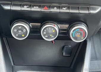Dacia Duster 1.6i 16v KOUPENO V ČR 1.MAJ. benzín manuál - 9
