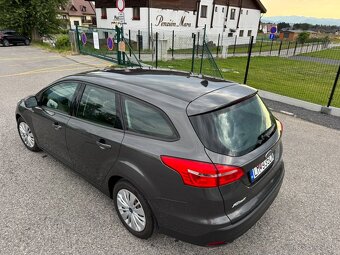 Predám Ford Focus 1.0 Ecoboost Kombi - 9