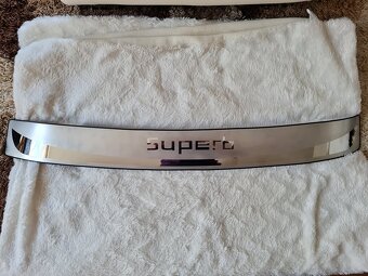 Lišta na kufor naraznik pre ŠKODA / VW - 9