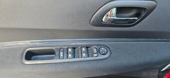 Peugeot 3008 1.6 e-HDi FAP STT Style BVMP6 - 9