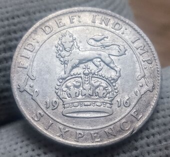 Strieborné 6 pence. - 9